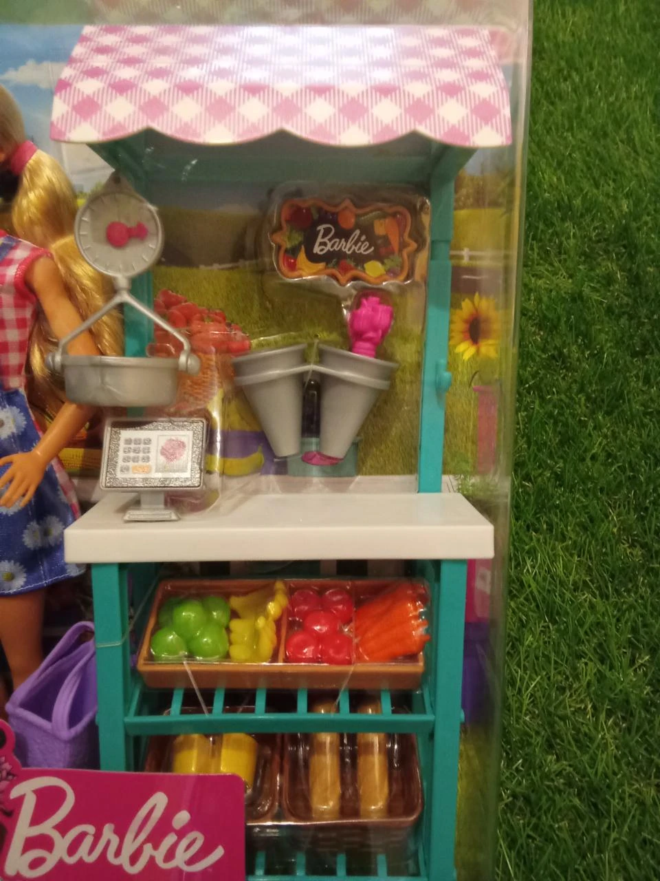 New boxed set Barbie and her fresh market stand – photo 5